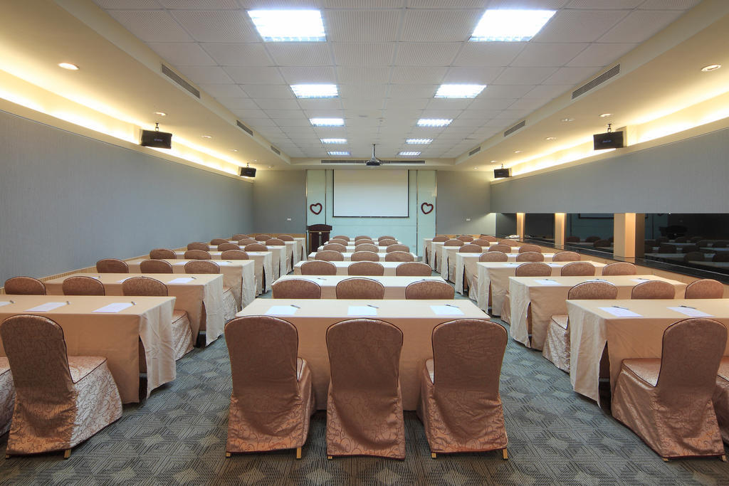 Jin Yong Quan Spa Hotspring Resort Ваньлі Екстер'єр фото